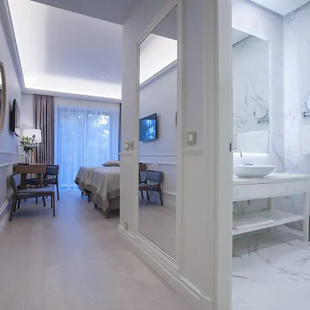 Majestic 4* Budva
