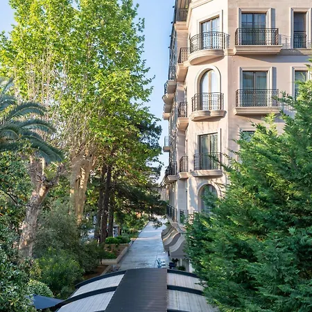 Majestic Hotel 4*