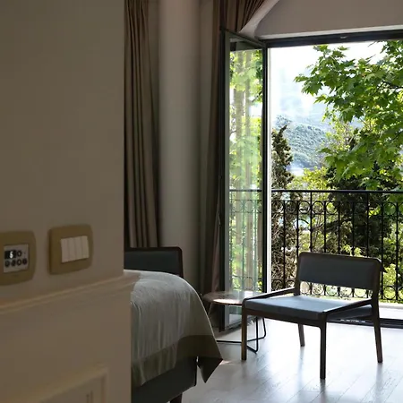 Hotel Majestic 4*