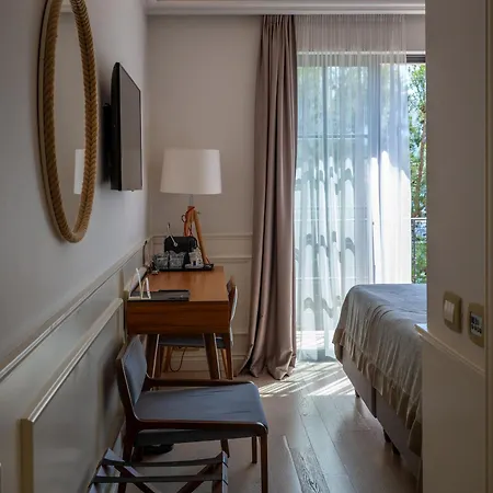 Majestic Hotel
